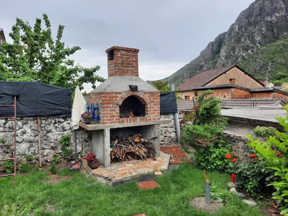 Guesthouse Sanja - Apartments 212 Mostar Ngoại thất bức ảnh